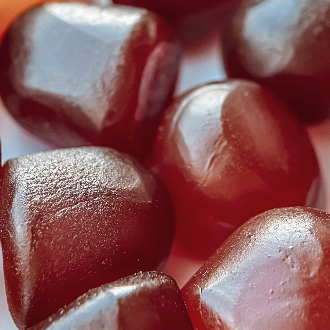 Blackcurrant Gummy Candy Flavour: Liquid Concentrate for Food & Beverage Producers