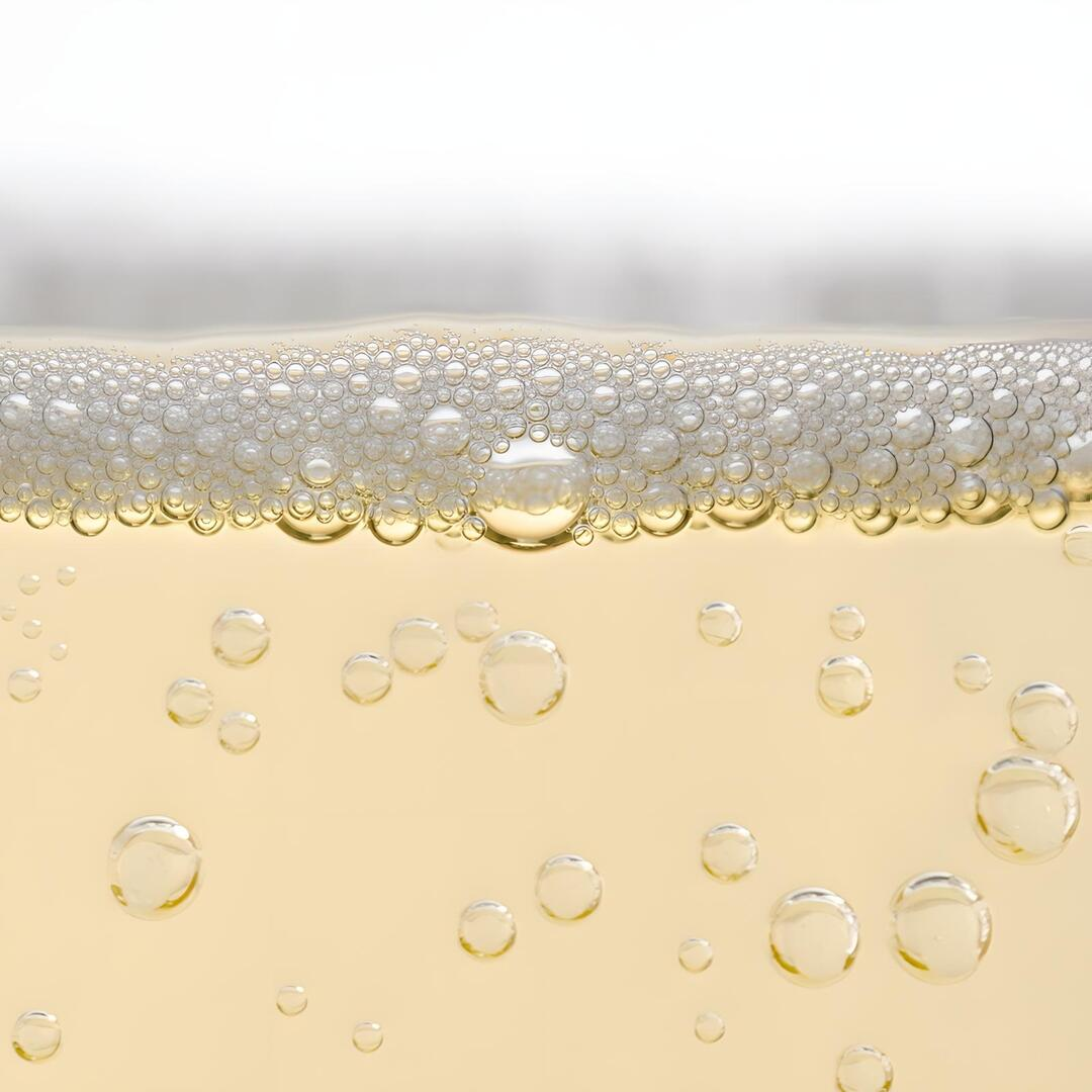 Champagne Soda Flavour: Liquid Concentrate for Food & Beverage Producers