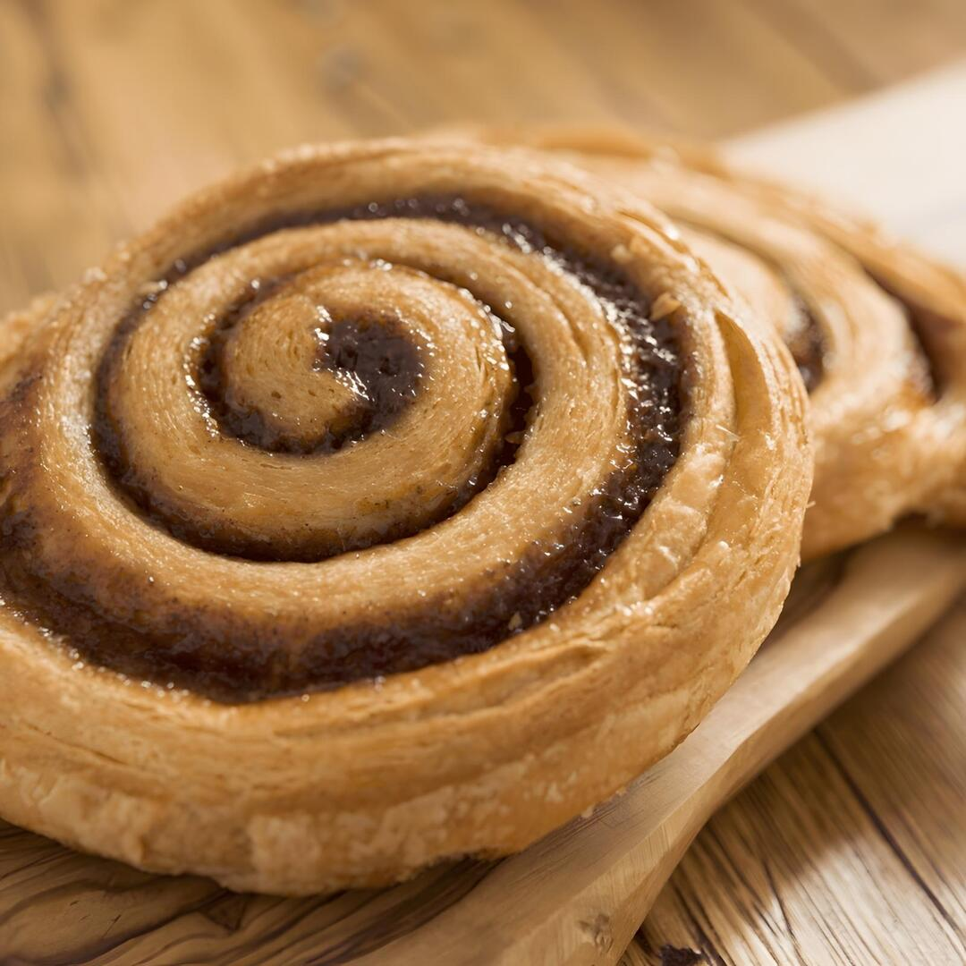 Cinnamon Pastry Flavour: Liquid Concentrate for Food & Beverage Producers