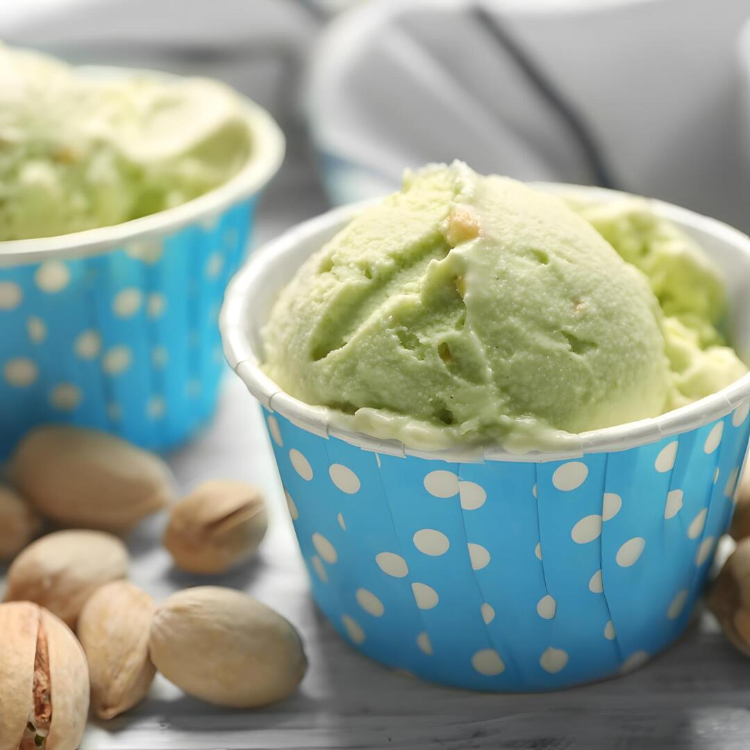 Pistachio Cream Flavour: Liquid Concentrate for Food & Beverage Producers