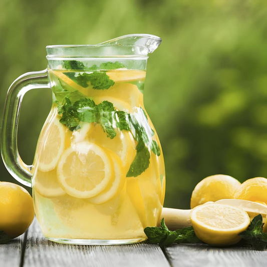 Summertime Lemonade Flavour: Liquid Concentrate for Food & Beverage Producers